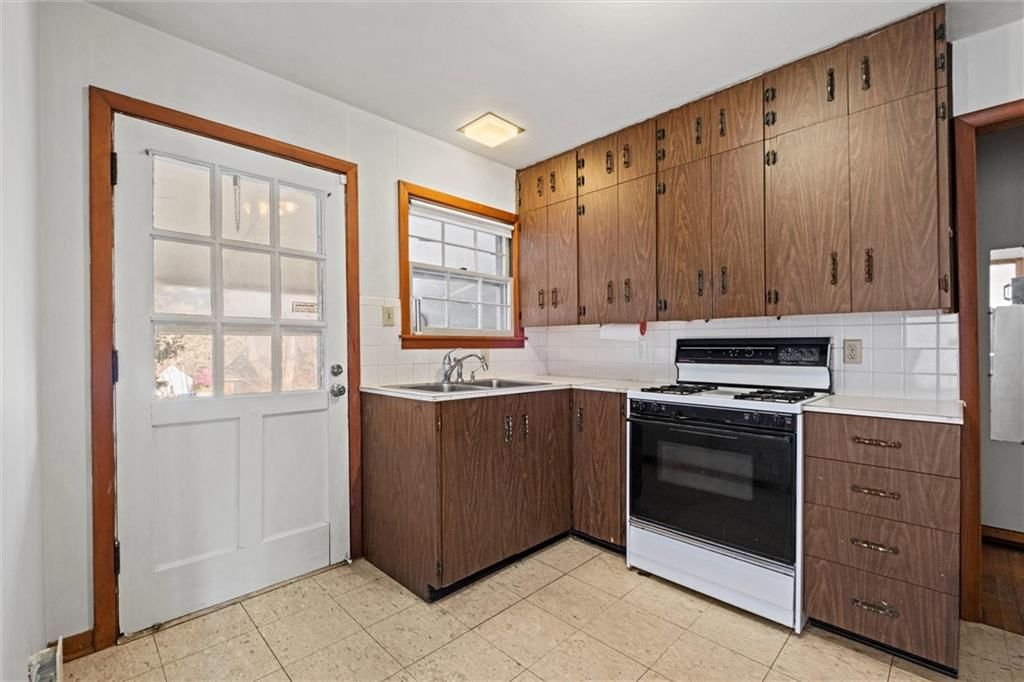 521 Ralston Street — photo 11
