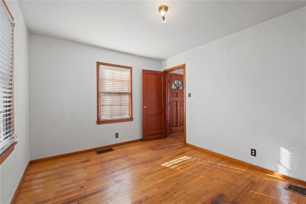 521 Ralston Street — photo 17