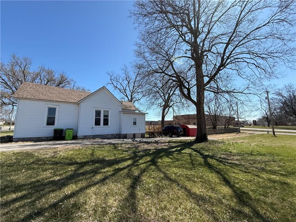 505 E Mechanic Street — photo 17