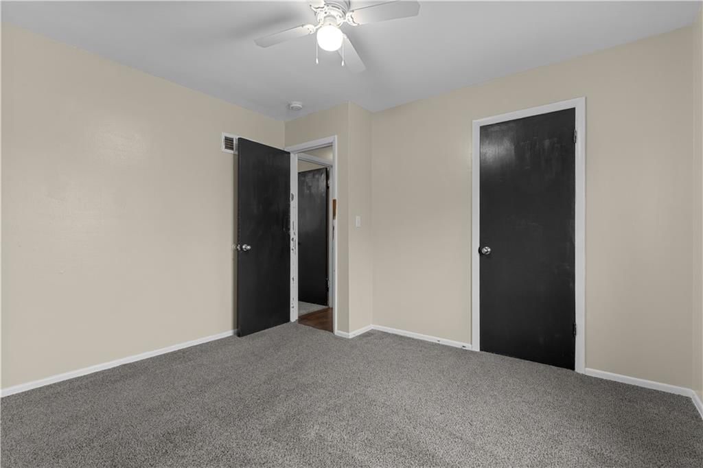 1801 E 48th Street — photo 11