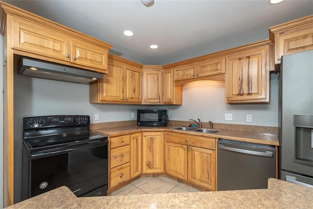 404 Ash Street — photo 17