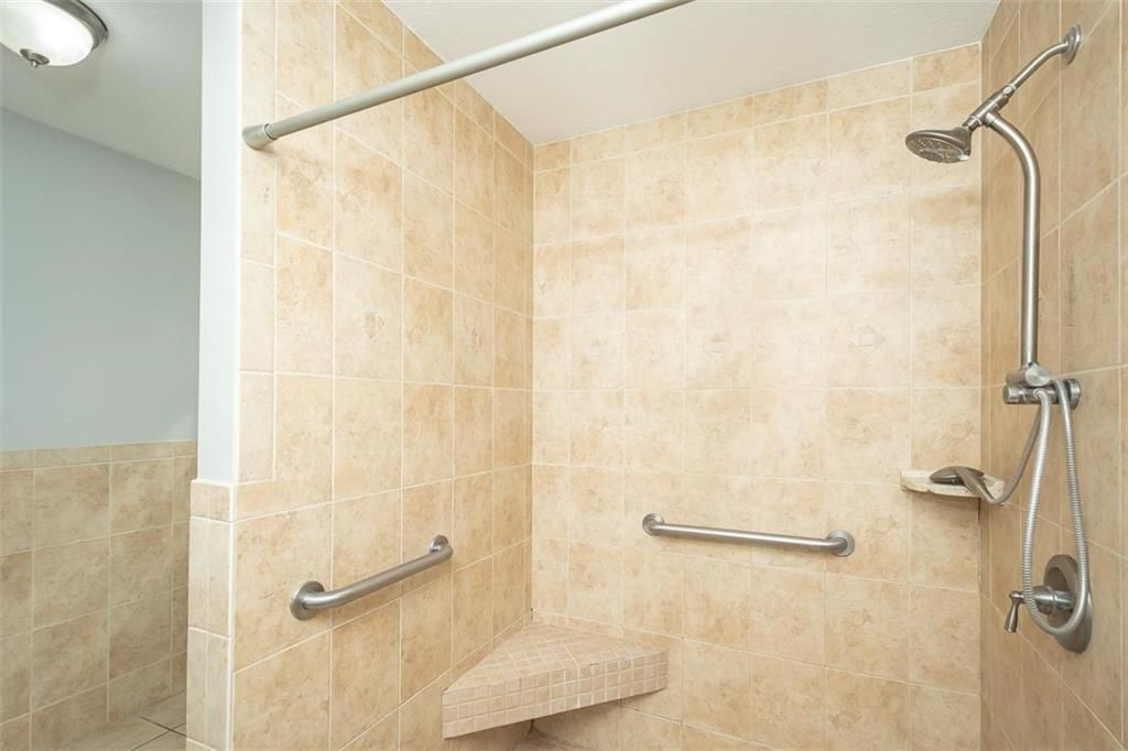 404 Ash Street — photo 26
