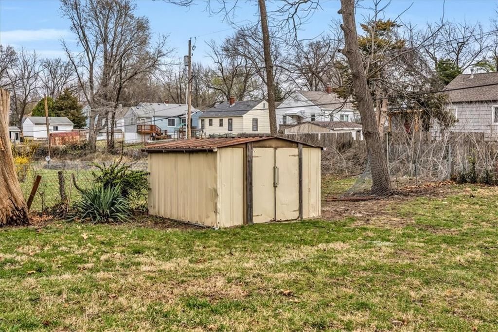 2401 S Hawthorne Avenue — photo 20
