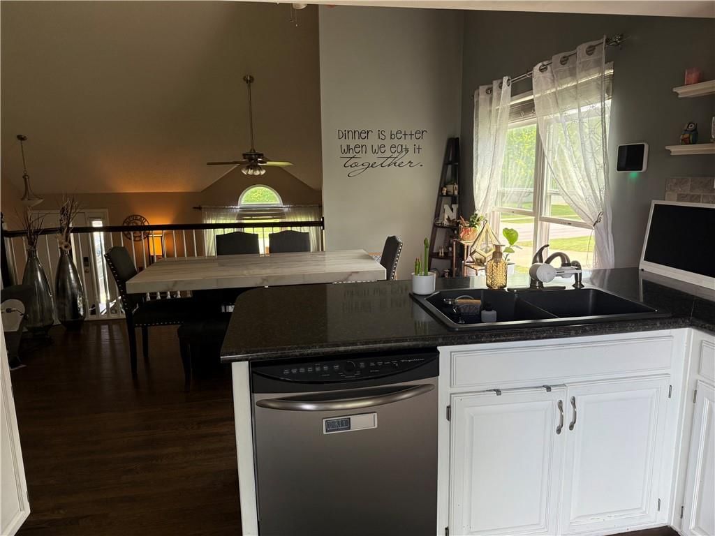 1308 SE Rosehill Drive — photo 13