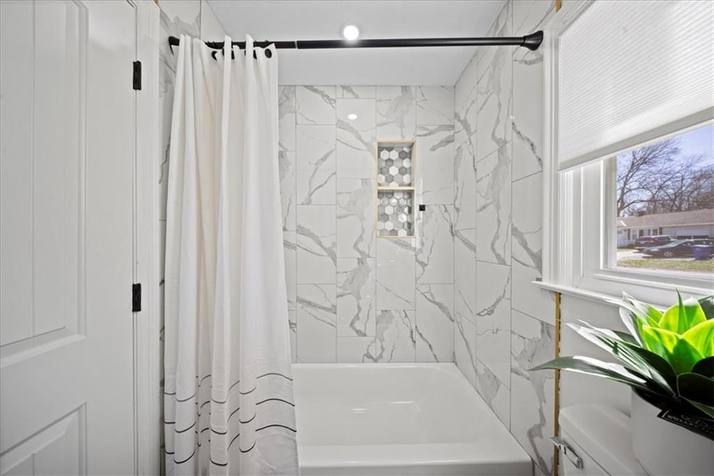 10008 E 68th Street — photo 38