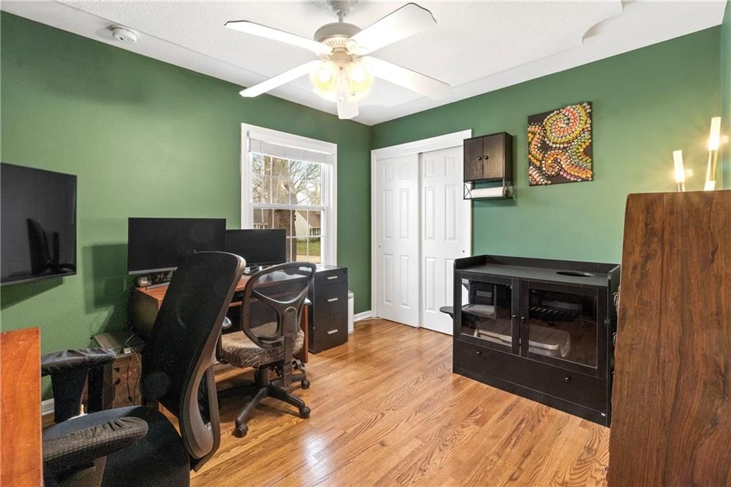 9304 W 81st Terrace — photo 14