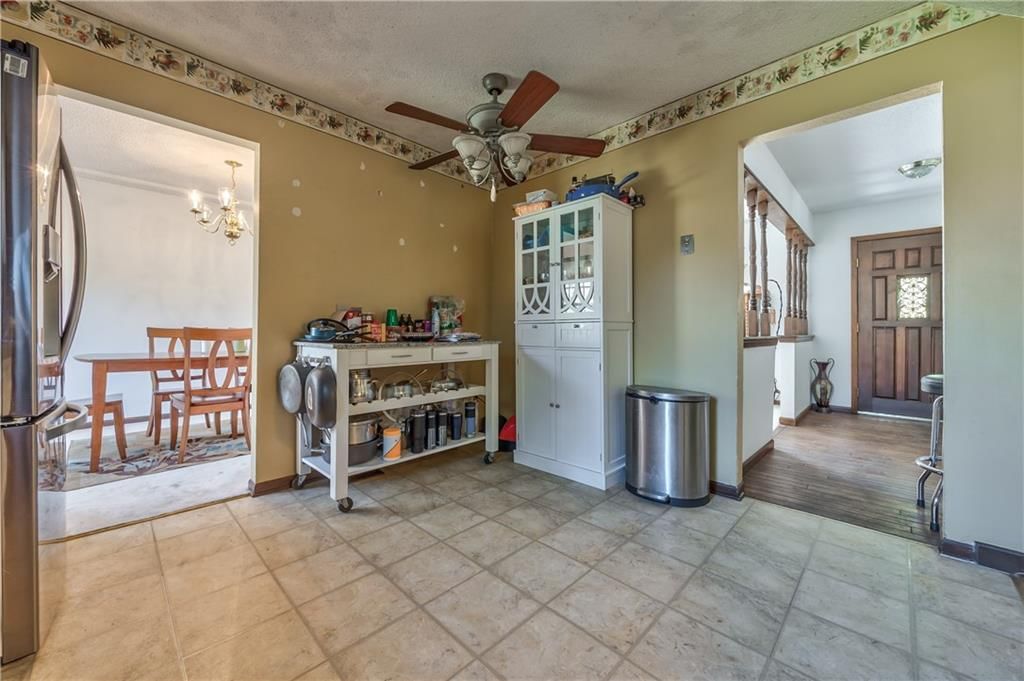 405 S MONTCLAIRE Drive — photo 10
