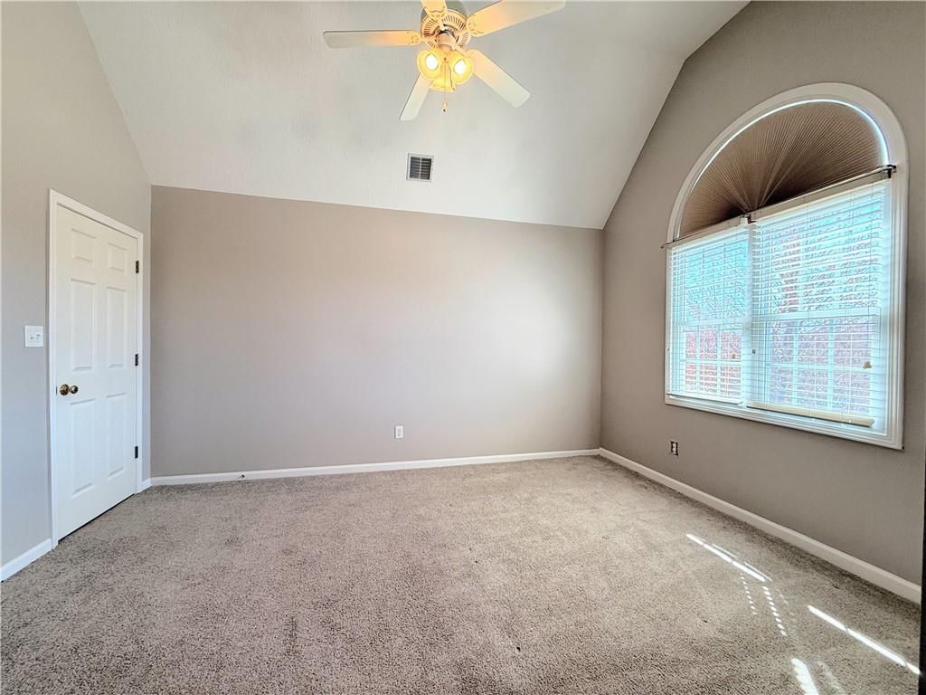 10009 N Maywood Avenue — photo 27