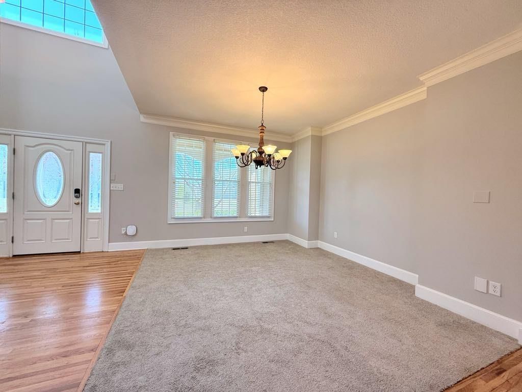 10009 N Maywood Avenue — photo 4