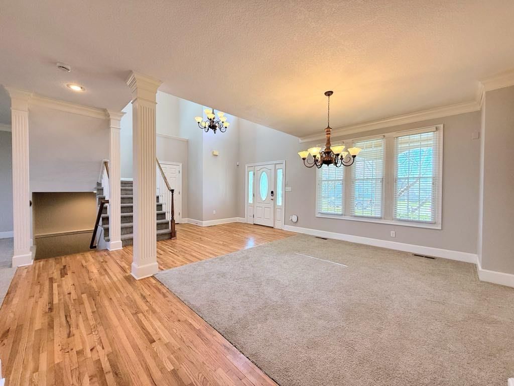 10009 N Maywood Avenue — photo 5