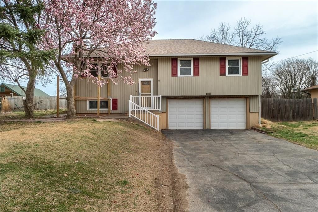 1237 N Allen Road — photo 27