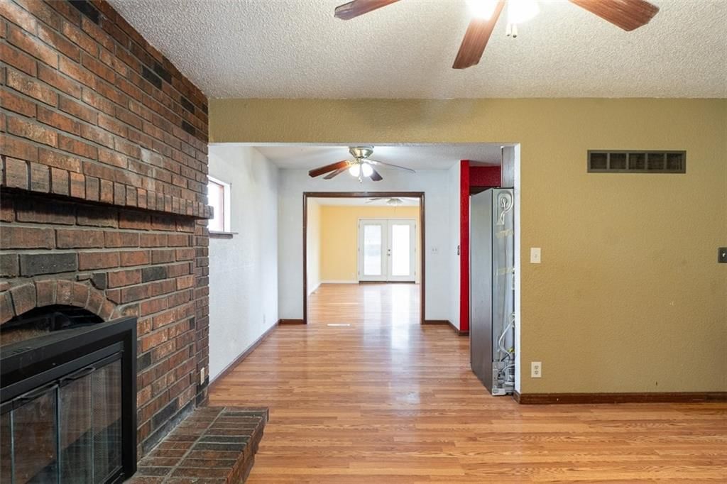 1237 N Allen Road — photo 5