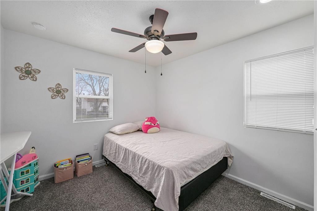 629 S Montclaire Drive — photo 11