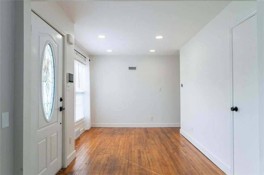 8102 Oldham Road — photo 4