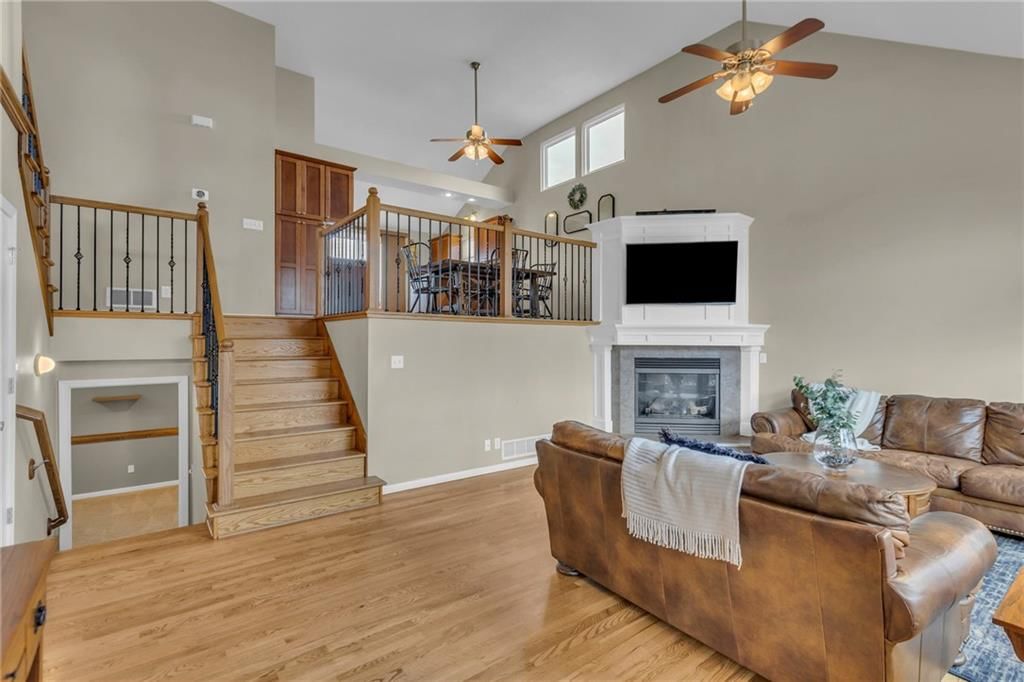 1100 Manse Drive — photo 2