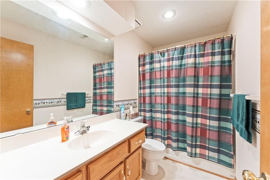 5301 NW 84th Place — photo 25