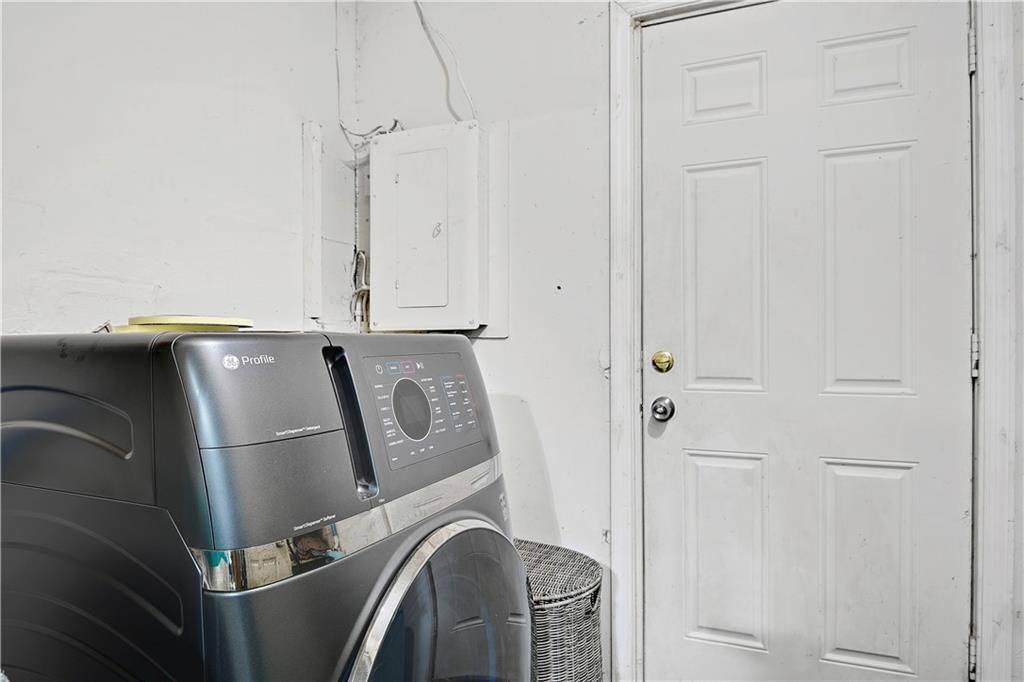 7500 Foster Street — photo 18