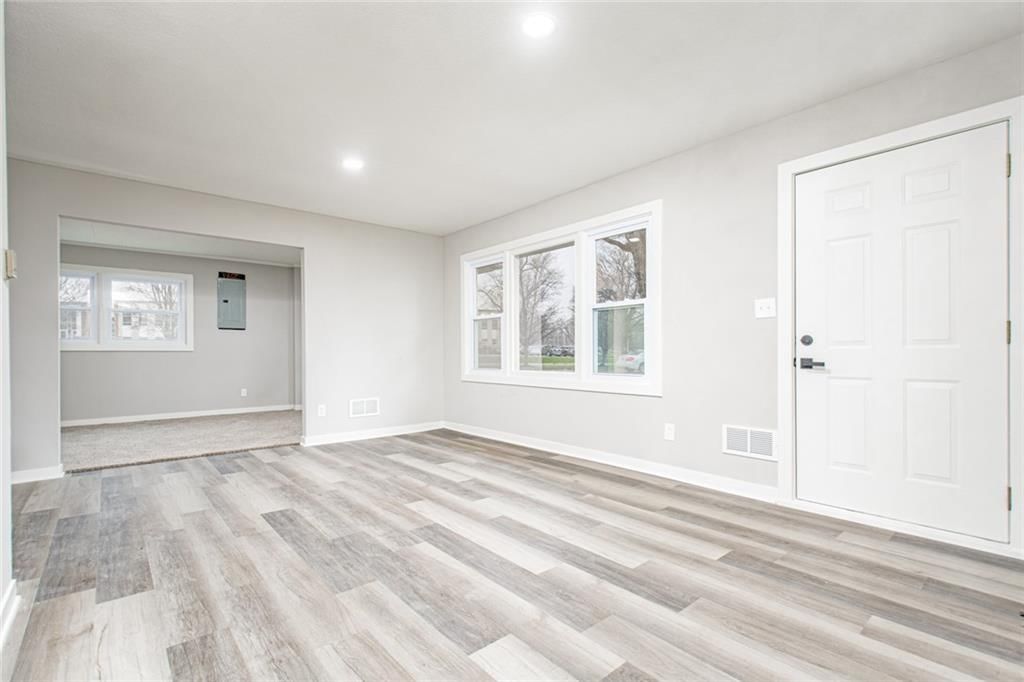 7111 E 111th Street — photo 14