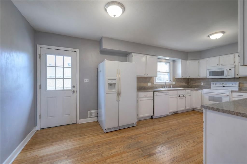 8716 W 47th Terrace — photo 8