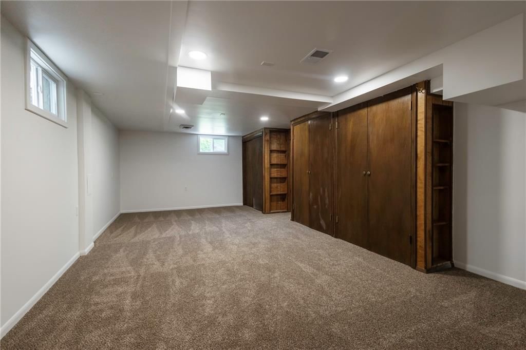2200 N Whitney Road — photo 31
