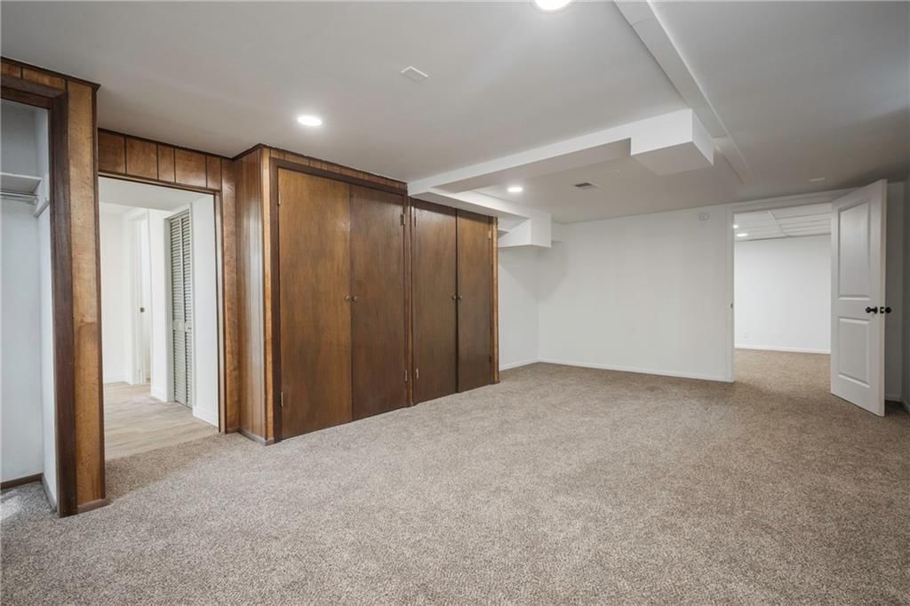 2200 N Whitney Road — photo 32