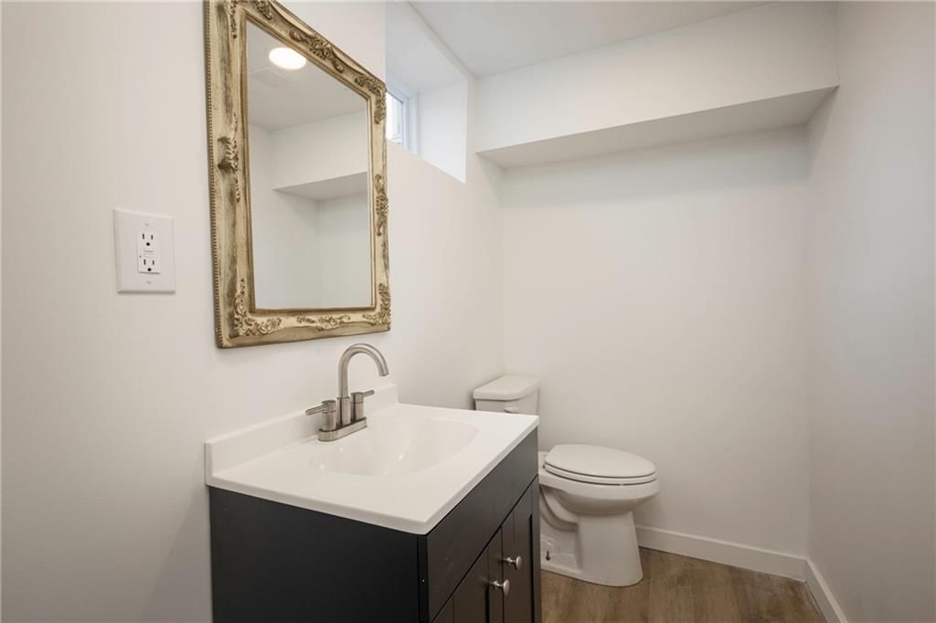 2200 N Whitney Road — photo 34