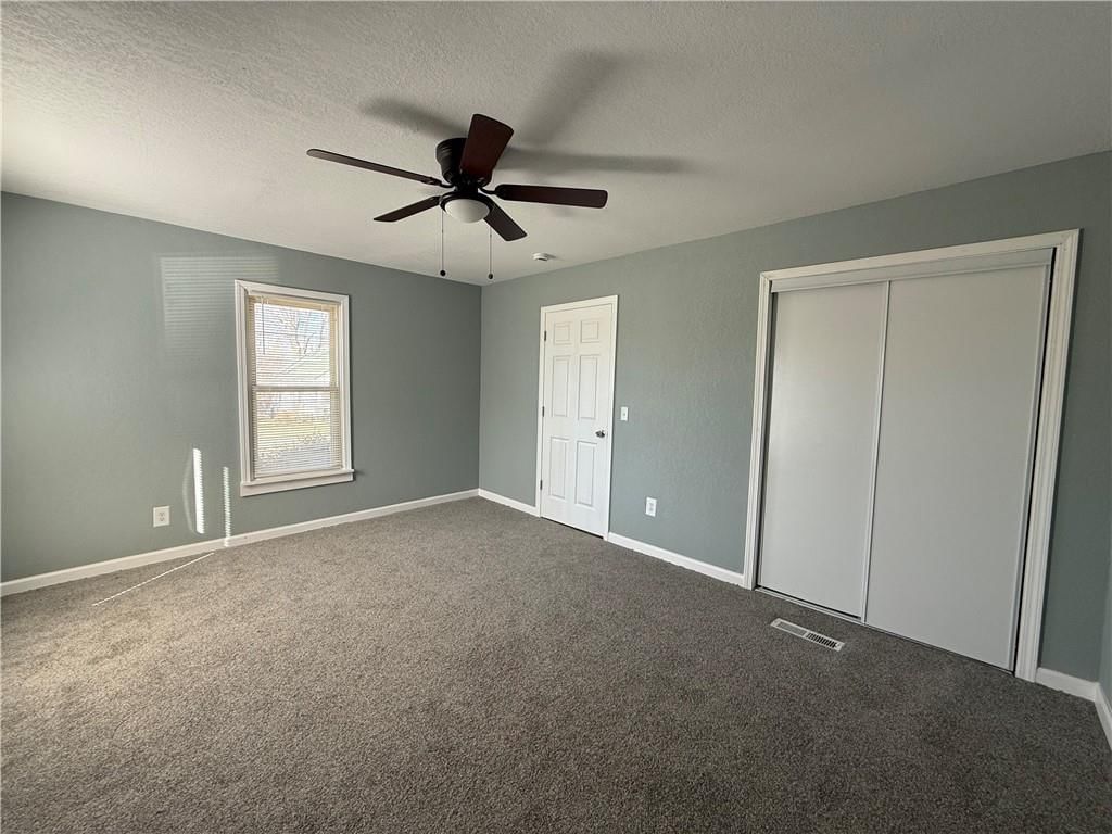 315 E Walnut Street — photo 5