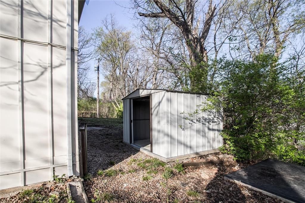 5120 Goodman Lane — photo 13