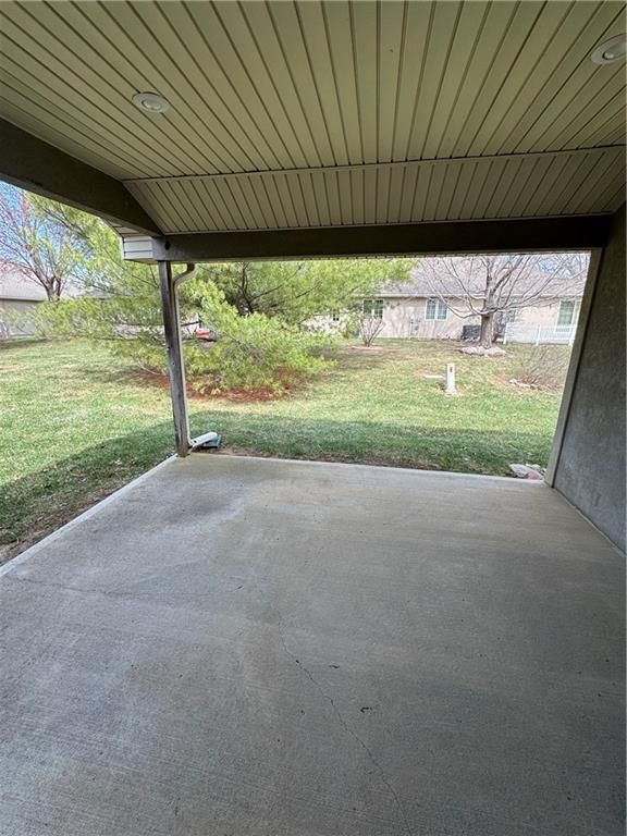 3007 B Hirter Drive — photo 33