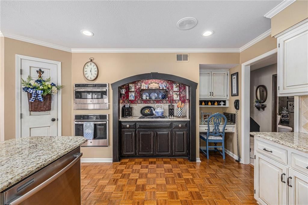 16416 W 138th Terrace — photo 12