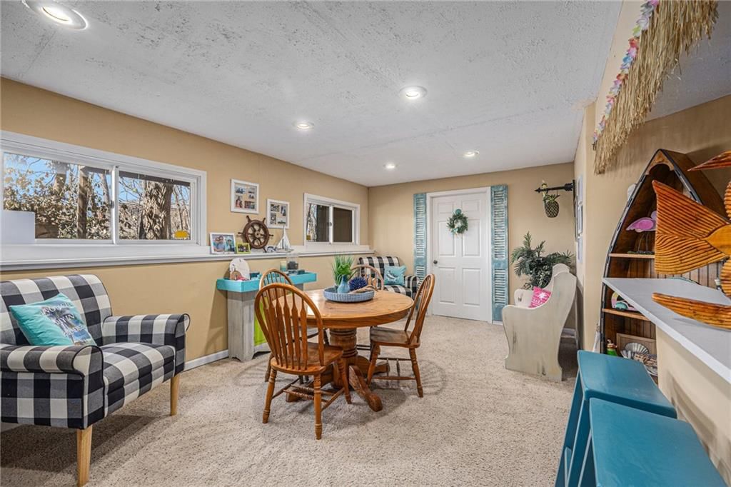 16416 W 138th Terrace — photo 35