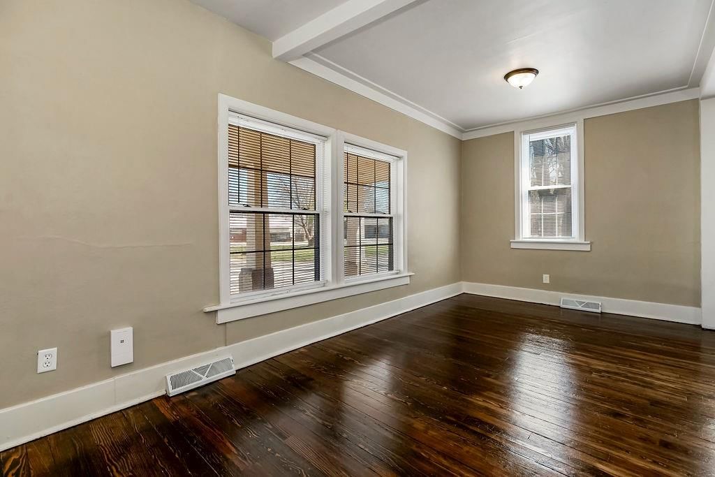 310 W Spruce Street — photo 15