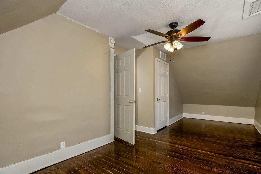 310 W Spruce Street — photo 19