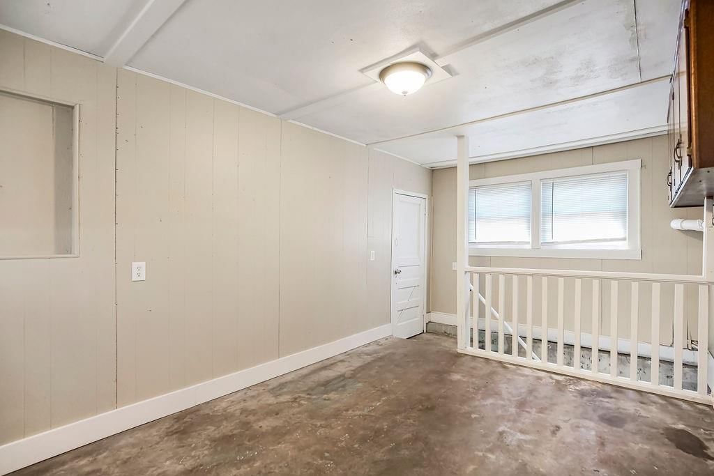 310 W Spruce Street — photo 28
