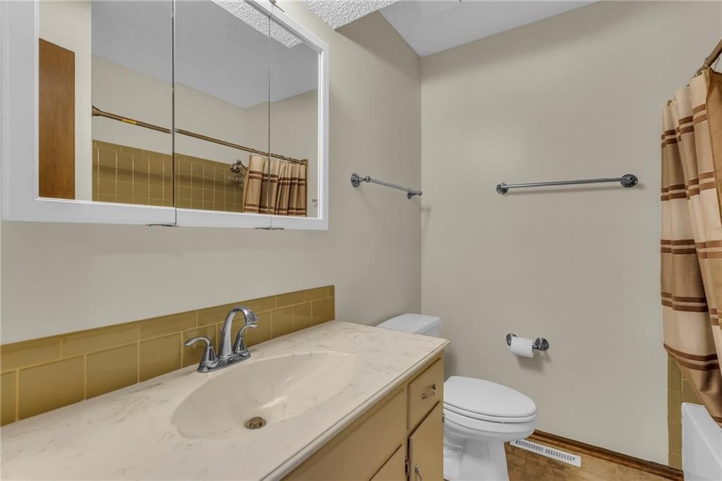 15908 W Brougham Court — photo 26