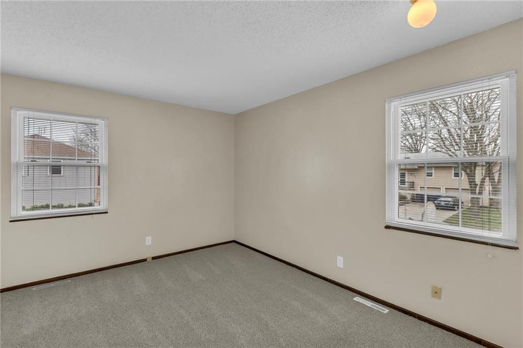 15908 W Brougham Court — photo 27