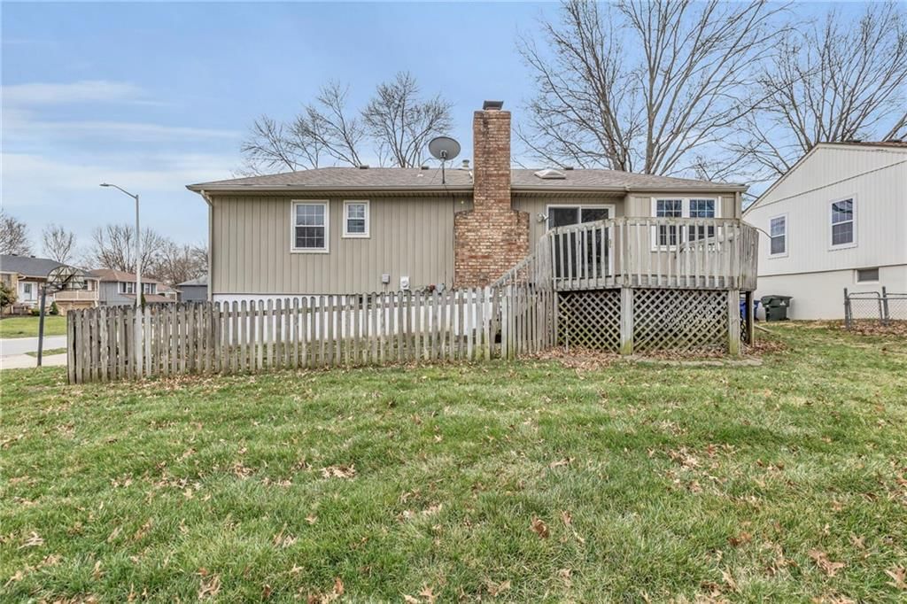 15908 W Brougham Court — photo 41