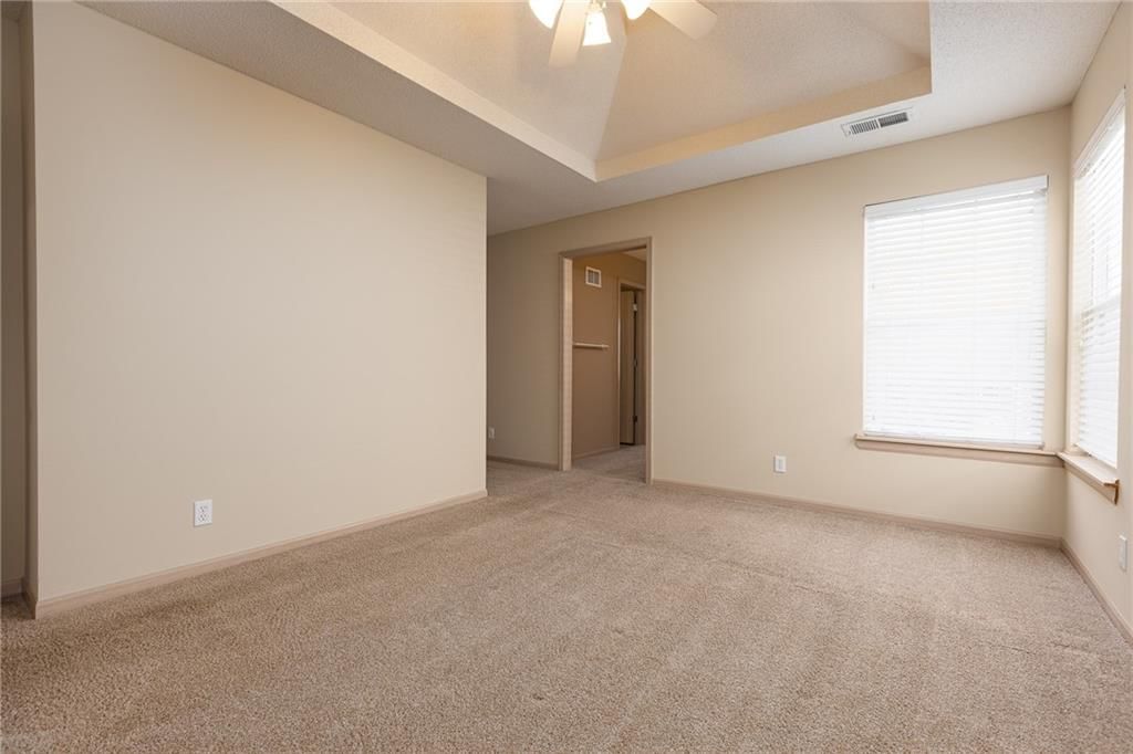 8616 NE 97th Street — photo 10