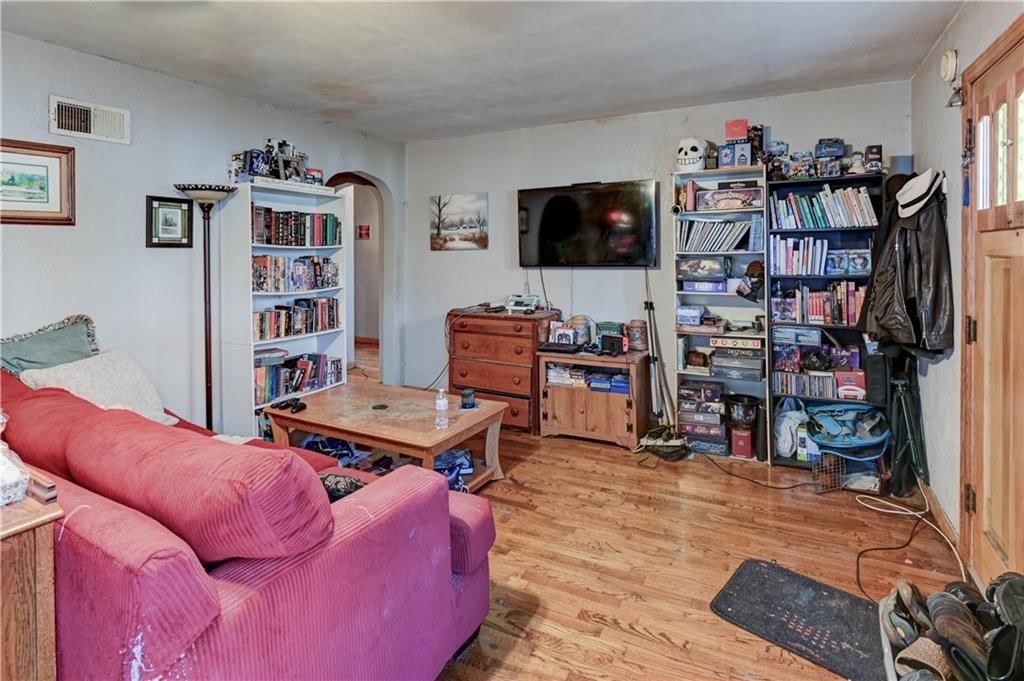 522 W 7th Street — photo 9
