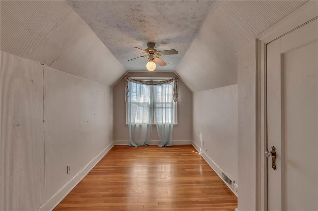 305 N Monroe Street — photo 15