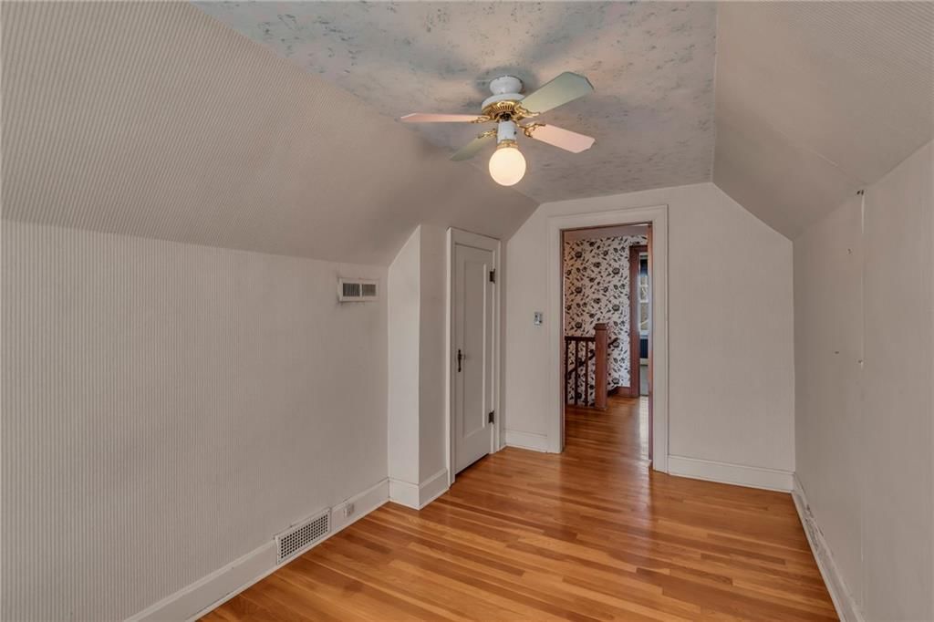 305 N Monroe Street — photo 16