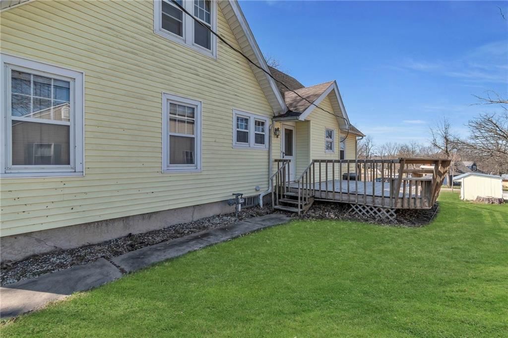 305 N Monroe Street — photo 27
