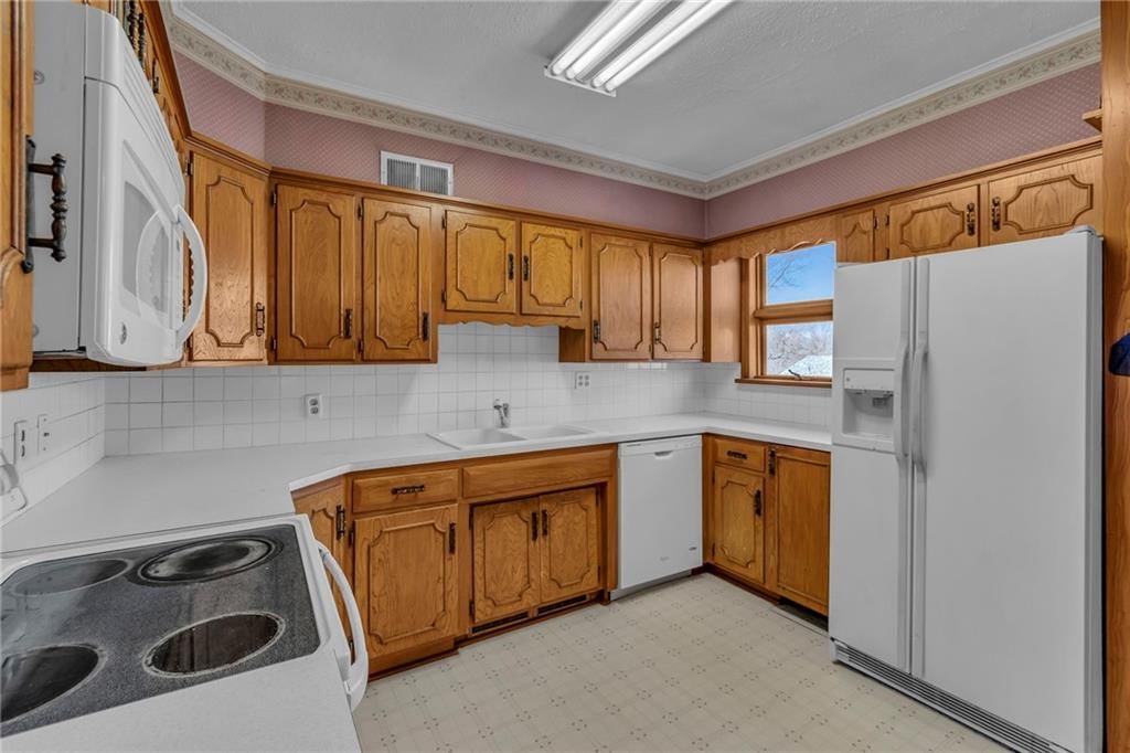 305 N Monroe Street — photo 10