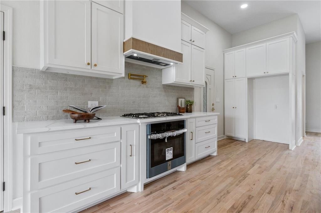 1057 Tam O Shanter Drive — photo 11