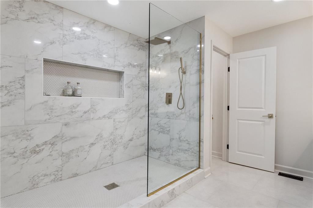 1057 Tam O Shanter Drive — photo 24