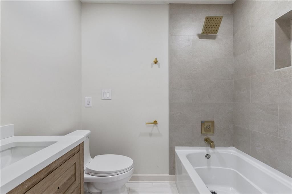 1057 Tam O Shanter Drive — photo 27