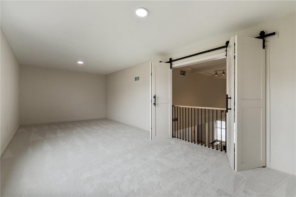 1057 Tam O Shanter Drive — photo 28