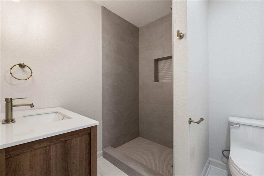 1057 Tam O Shanter Drive — photo 33