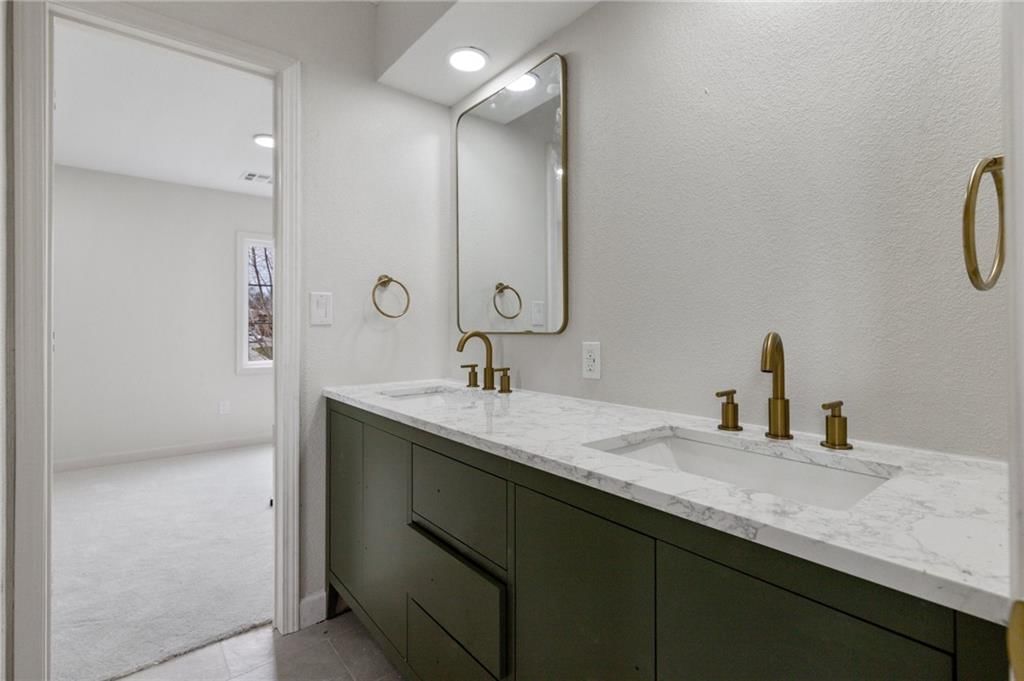 1057 Tam O Shanter Drive — photo 36
