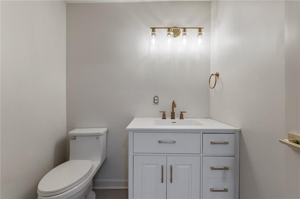 1057 Tam O Shanter Drive — photo 42